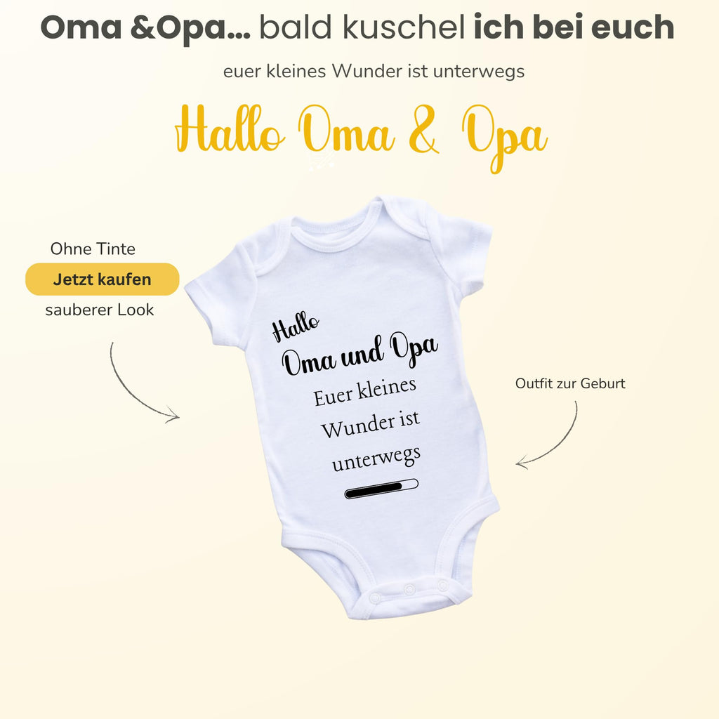 Baby Body – Schwangerschaftsverkündung Strampler – Mama, Papa, Oma & Opa- sprüchen – Kurzarm bio Baumwolle Unisex - Geschenk zur Geburt & Baby Ankündigung neugeborene Geschenk (50-56)