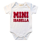 Baby body Strampler selbst gestalten personalisiert mit Namen – 3D Puff Herz aus Bio-Baumwolle –Geschenk zur Geburt, Babyshower & Taufe, Unisex