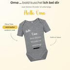 Baby Body – Schwangerschaftsverkündung Strampler – Mama, Papa, Oma & Opa- sprüchen – Kurzarm bio Baumwolle Unisex - Geschenk zur Geburt & Baby Ankündigung neugeborene Geschenk (50-56)