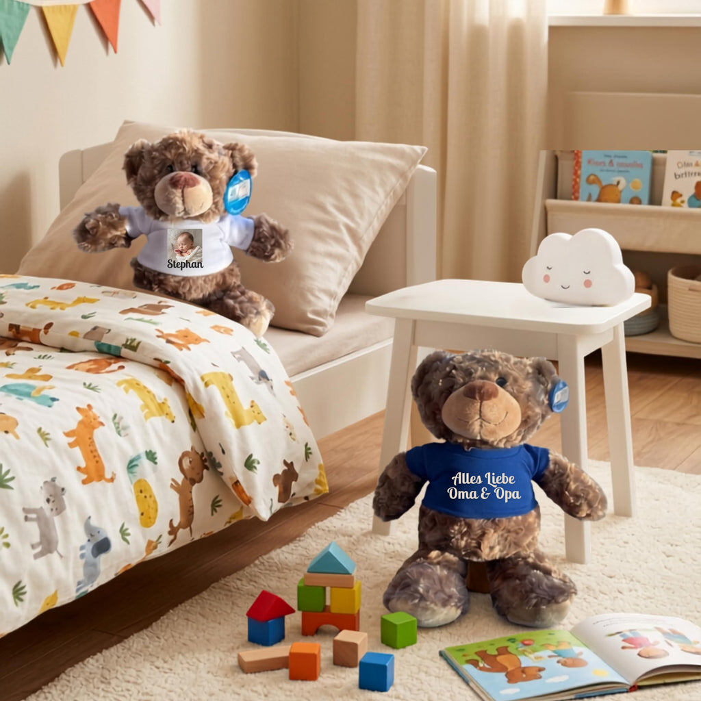 Personalisiertes Kuscheltier Teddybär mit bedrucktem Mini-T-Shirt – Eigenes Foto (nur weißes Shirt) oder Wunschtext – TÜV & EN 71 geprüft, Geschenk Geburt & Taufe (Weiß, S (ca. 18/26 cm))